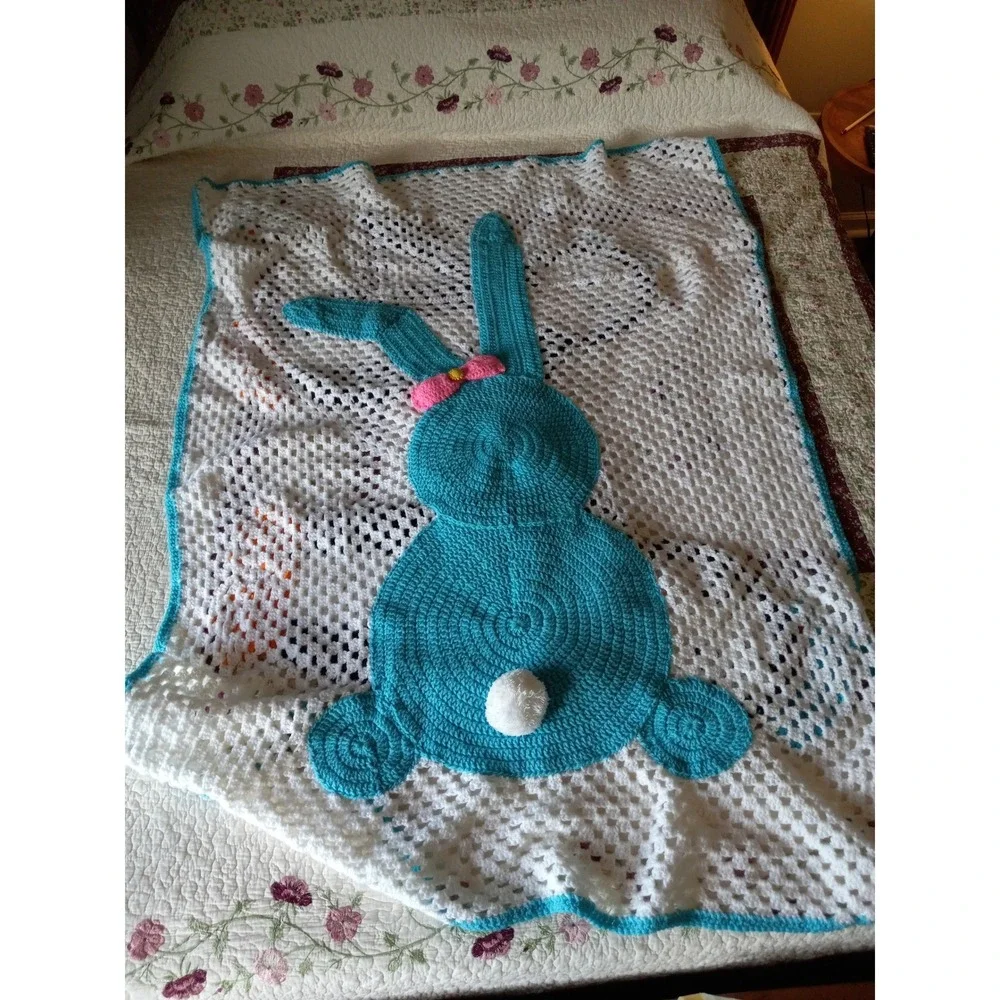 Handmade‎ Crochet Baby Blanket Penguin Bunny Reversible White Teal Granny Square